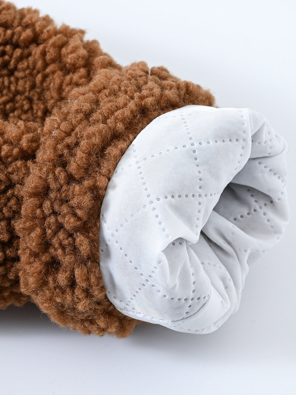 [Lamb Fur Jacket] Girls' Lamb Fur Jacket | JOMAKE Korean-Style Lapel Collar, Two-Tone, Warm Windbreaker with Pockets, Lining, Button Closure, Long Sleeves for Winter