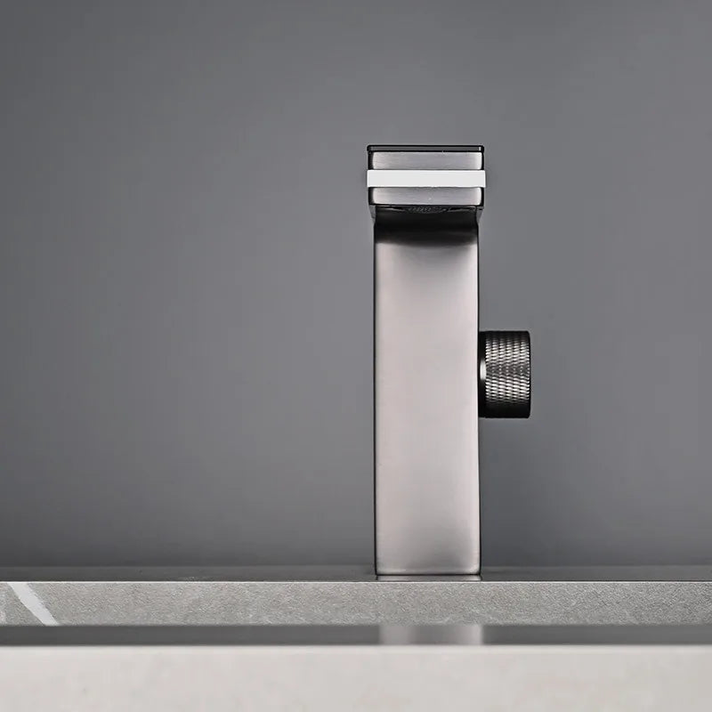 Digital Display Bathroom Basin Faucet Intelligent LED Brass Deck Mounted Washbasin Crane Hot Cold Water Mixer Sink Vanity Tap